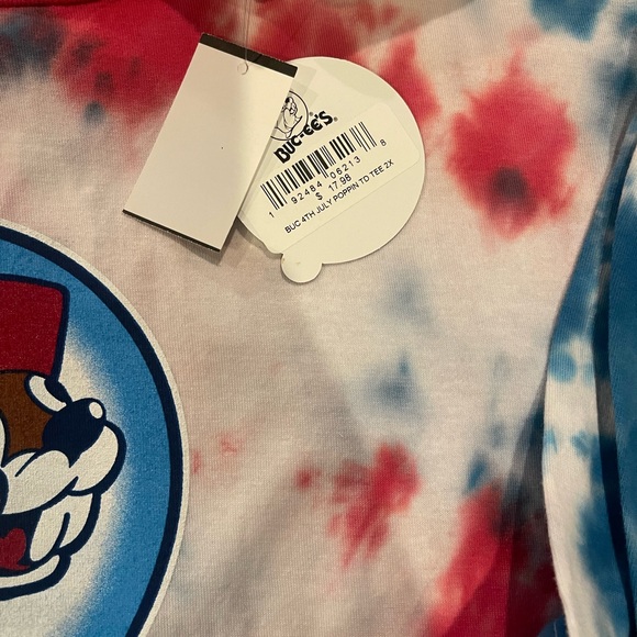 New Bucees shirt- women or men’s - Picture 3 of 3